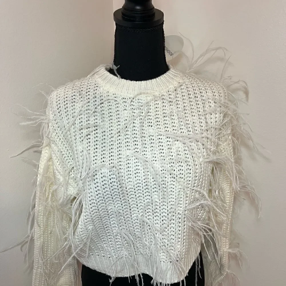 White Sweater with Feather detailing. NWT. Size M